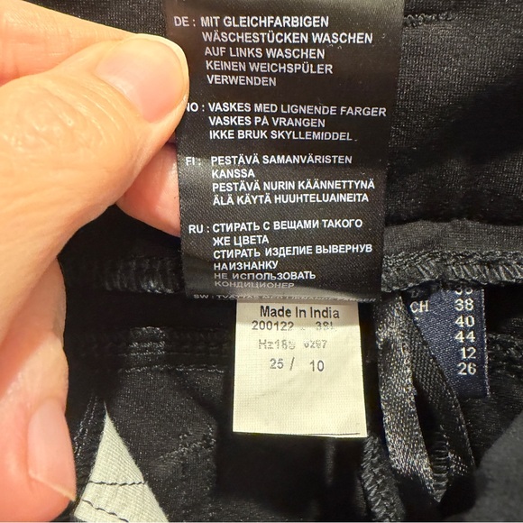 Horze Tara Riding Pants with silicone grip. Size 26 - Picture 7 of 7